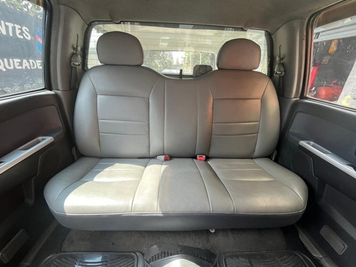 Imagen 16 de 23 de Chevrolet Luv D Max