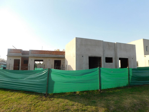 Imagen 9 de 27 de Casa En Venta - Fincas De Alvarez