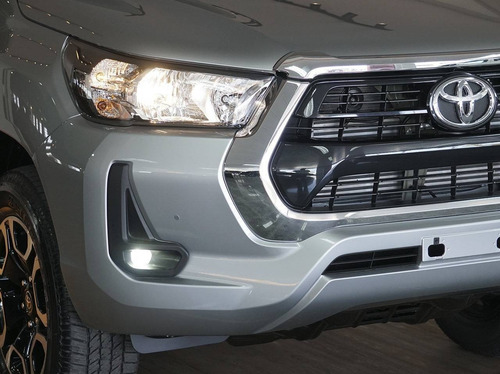 Imagem 2 de 15 de Toyota Hilux 2.8 D-4d Turbo Diesel Cd Srv 4x4 Automático