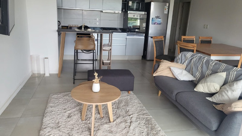 Venta Excelente Semipiso Edificio Palmier