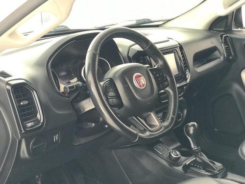 Imagem 10 de 15 de Toro Freedom 2.0 16v 4x4 Diesel Aut.