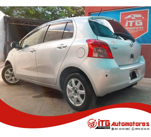 Imagen 7 de 8 de Toyota New Vitz 2007