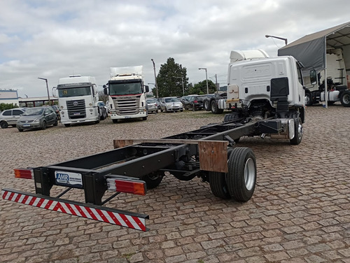 Mb Accelo 1016 4x2 Chassi 6.30 Mts