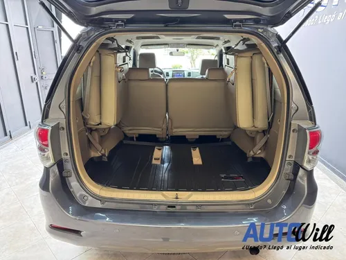 Toyota Fortuner Sr5 At 2700cc Aa 4x2 7psj
