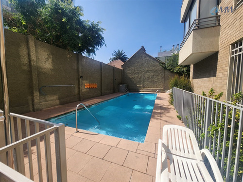 Departamento En Venta De 1d 1b En Ñuñoa. Metro Chile España