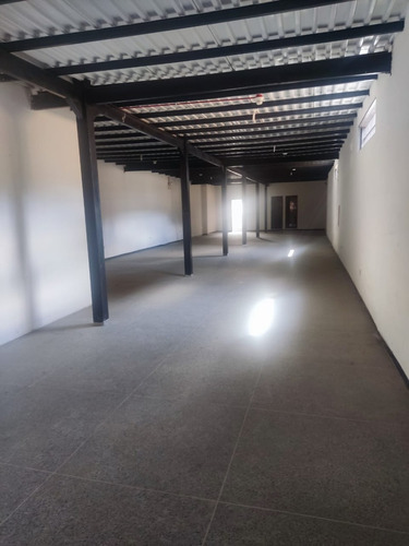 Pgm Bienes Raíces Vende Edificio Comercial / Industrial / Deposito