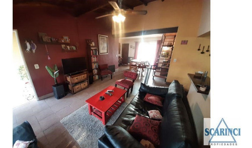 Padre Silberman Al 1300 - S. Lugares.- Casa Ideal Para 2 Familias.