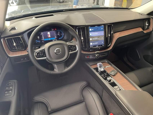 Volvo XC60 2.0 T8 RECHARGE ULTRA AWD GEARTRONIC