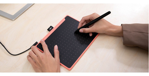 Desenho rosa do tablet digital Huion Inspiroy Rts-300