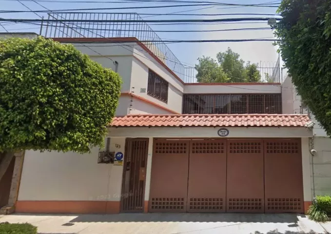Estupenda Casa A La Venta En Del Carmen Coyoacán, Gran Remate Bancario