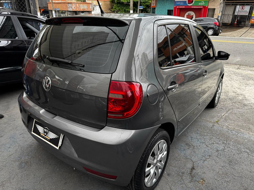 Volkswagen Fox 1.0 MI TREND 8V FLEX 4P MANUAL