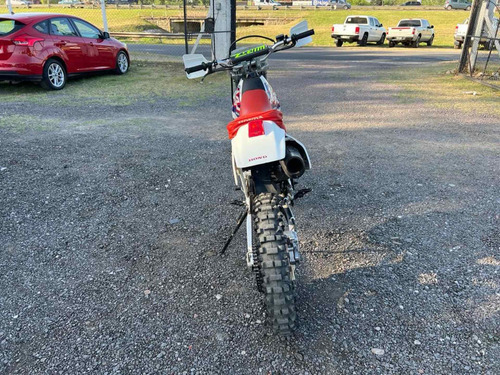 Imagen 8 de 19 de Honda Xr 250
