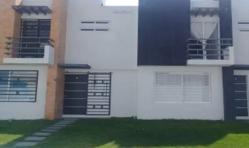 Linda Y Acogedora Casa Oportunidad El Castaño Ii Santiago De Querétaro Querétaro México Gj-rl B