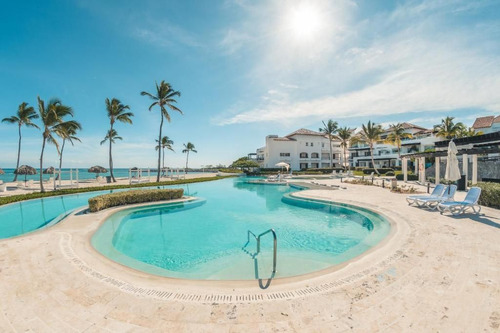 Renta Apartamento En Primera Linea De Playa, Punta Palmera, Cap Cana, Punta Cana