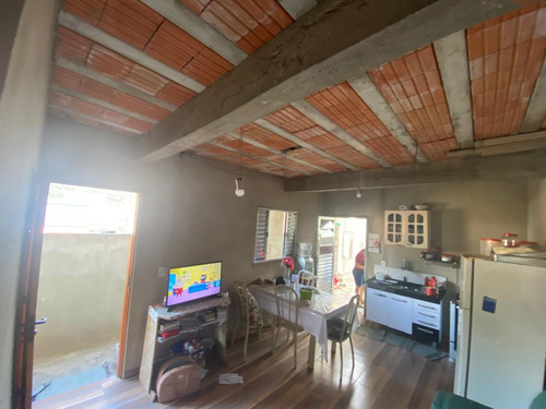Casa Sobrado Com Excelente Espaço E Conforto
