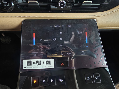 Infiniti QX80 3.5 V6 Sensory 8 Pasajeros