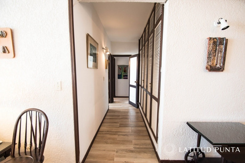 Apartamento Frente Al Océano- Ref: 22