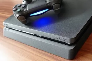 Play Station 4 Slim 1tb