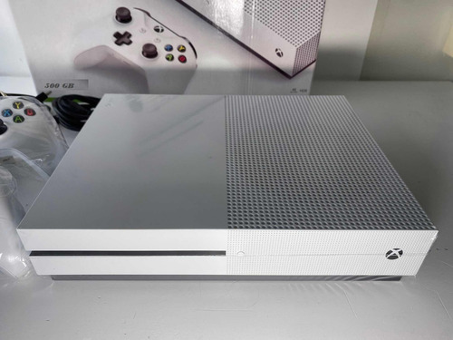 Microsoft Xbox One S 1TB Standard color blanco