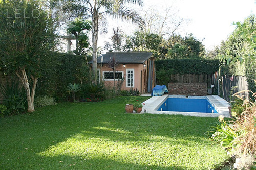 Casa En Venta 2 Amb En Parque Leloir