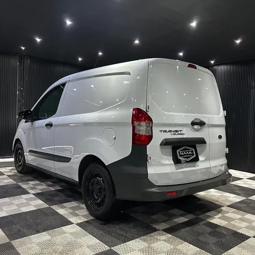 Ford Transit Courier 1.0 L3 2pl Courier