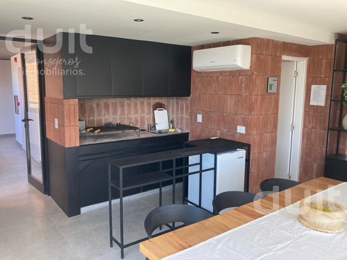 Piso 4to Con Balcon. Oportunidad En Nueva Cordoba!