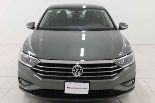 Imagen 8 de 15 de Volkswagen Jetta 2019 4 Cilindros