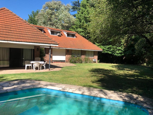 Imagen 27 de 30 de Casa En Venta 7 Amb Lote De 1394m2 Con Piscina
