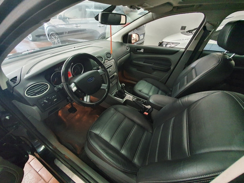 Ford Focus Ii 2011 2.0 Ghia Mt