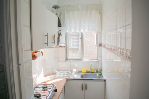 Arriendo Depto Amoblado Studio - Huérfanos (735)