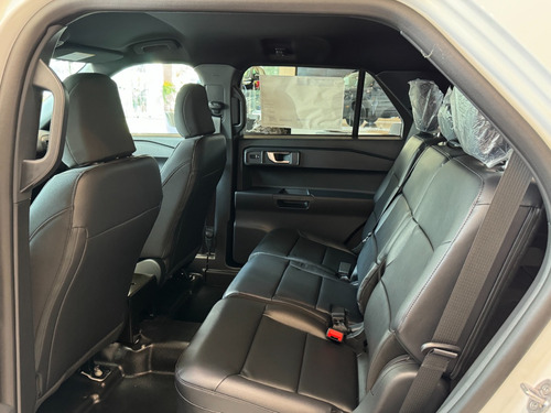Ford Explorer 3.3 V6 Police Interceptor Awd At
