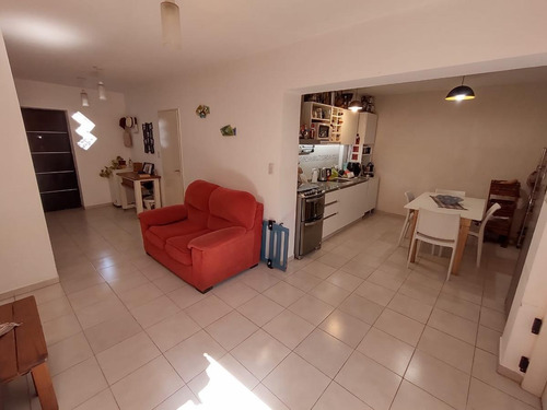 Imagen 3 de 14 de Ph En Venta, Asborno 295 (depto 1), Belén De Escobar
