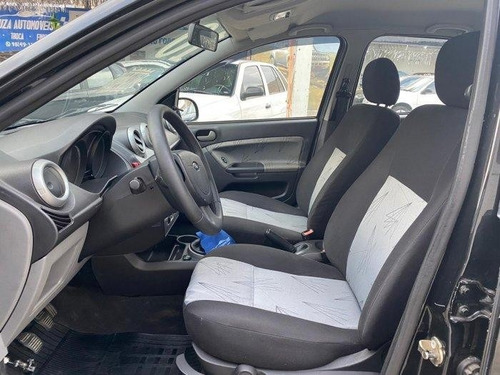 Ford Fiesta 1.6 8v Flex/class 5p