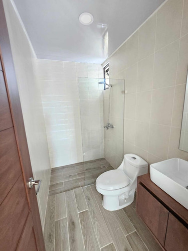 Vendo Moderno Penthouse