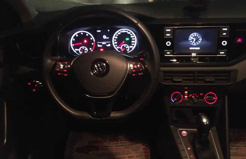 Imagem 6 de 6 de Volkswagen Polo 2018 1.0 Tsi Comfortline 200 Aut. 5p