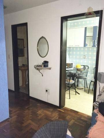 Imagem 2 de 14 de Apartamento Residencial À Venda, Vila Ipiranga, Porto Alegre. - Ap2697