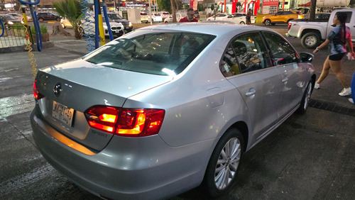 Volkswagen Jetta 2.5 Sport Mt