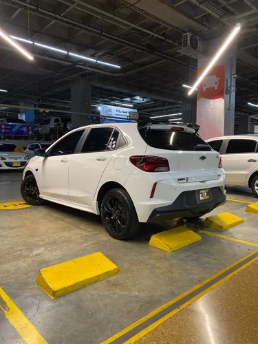 Chevrolet Onix 1.0T Rs Mt