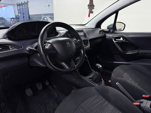 Peugeot 208 1.2