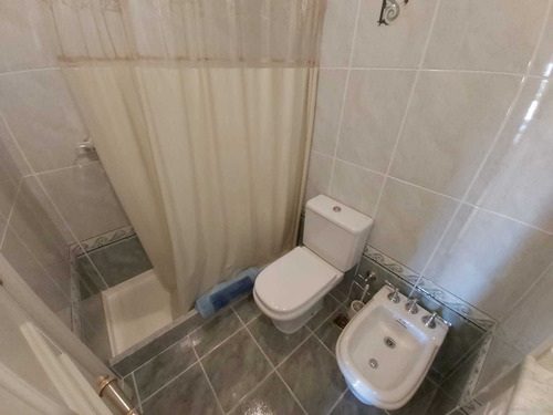 Apartamento En Venta De 3 Dormitorios En Playa Mansa