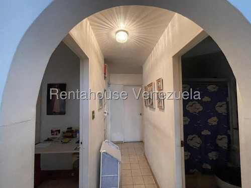 Apartamentos En Venta Mls #25-18311