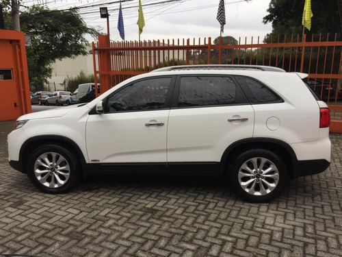 Imagem 8 de 13 de Kia Sorento