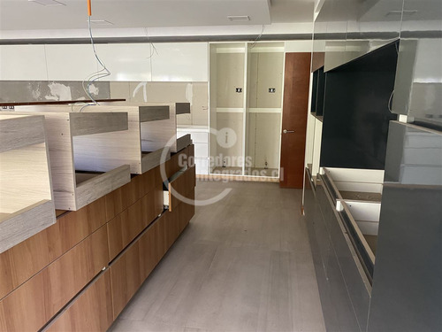 Lujosa Casa En Venta De 10 Dorm. En Las Condes