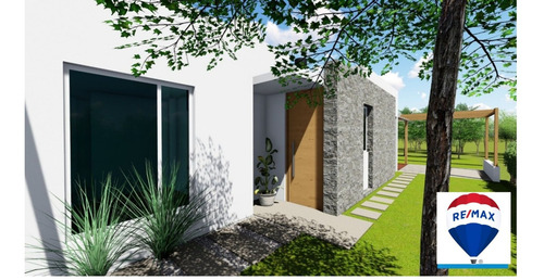 Casa En Venta En Construcción En La Plata
