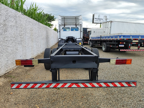 Mercedes Benz Mb 1718 Ano 2012 Toco No Chassi.