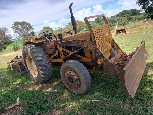 Trator Agrícola Cbt