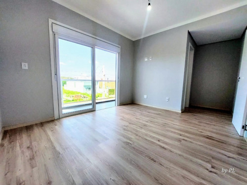 Casa Com 3 Quartos No Bairro Hípica