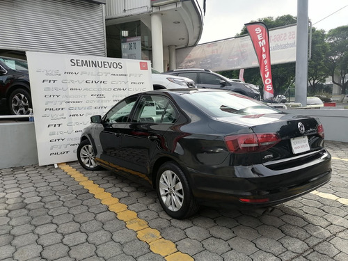 Imagen 5 de 15 de Volkswagen Jetta 2016 2.5 Comfortline Tiptronic At