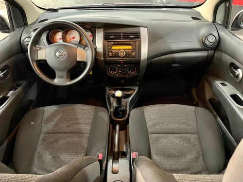Imagem 7 de 12 de Nissan Livina S 1.6 Flex 2013 Completa 5p
