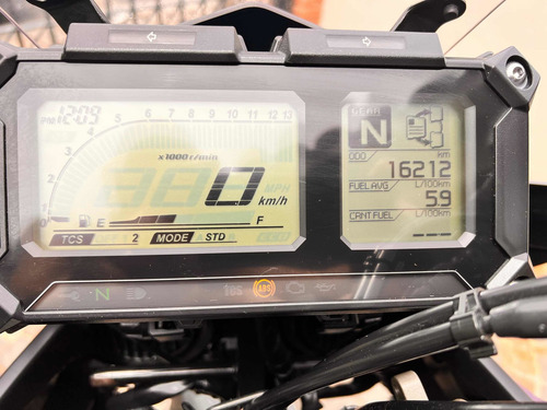 Imagen 10 de 19 de Yamaha Mt09 Tracer 2017 Sin Detalles, Impecable